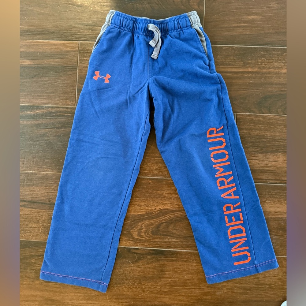 Under Armour sweatpants, excellent condition